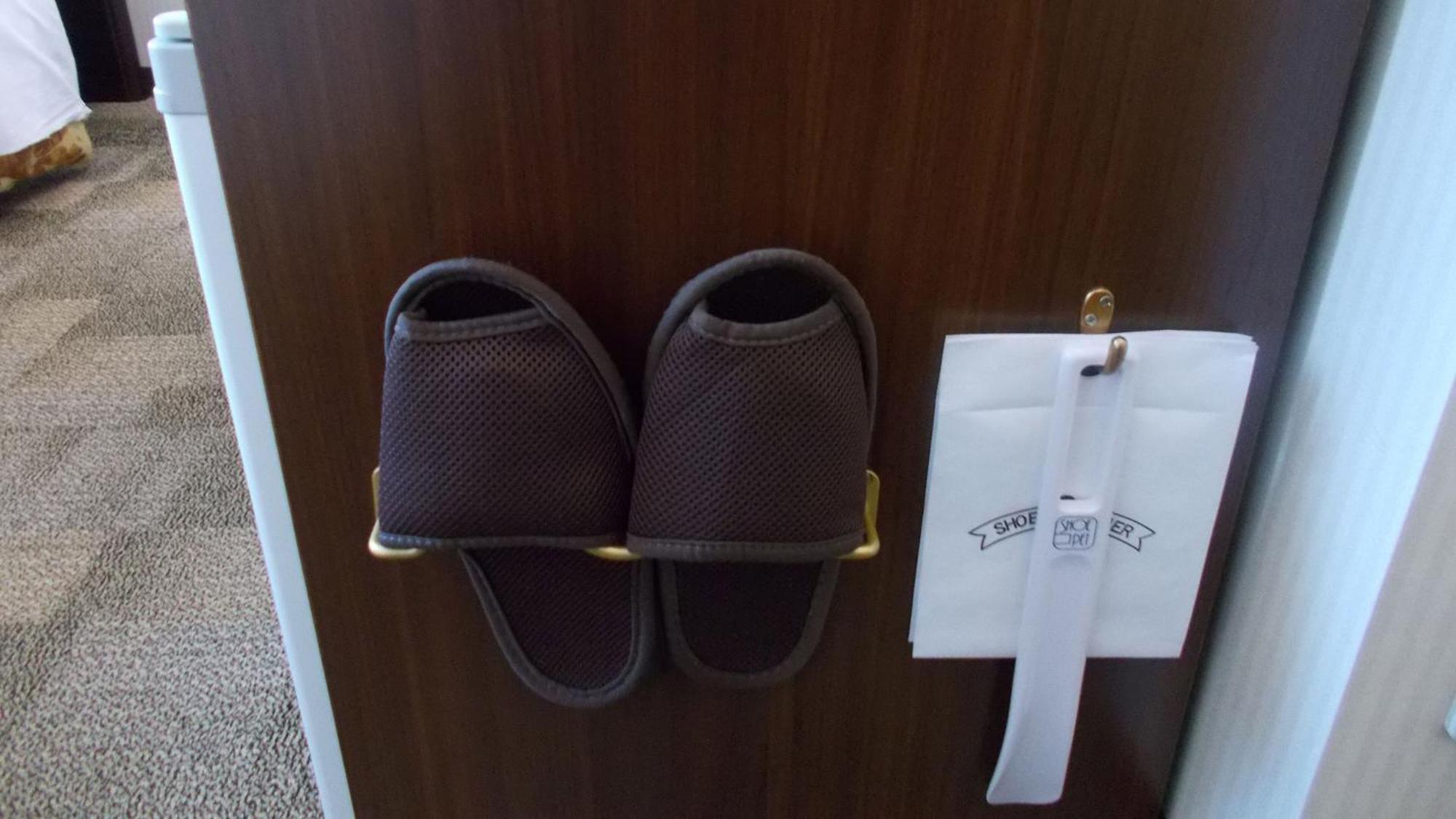 Toyoko Inn Tokyo Eki Yaesu Kita Guchi Exterior photo