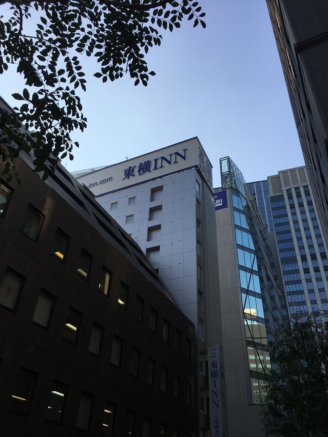 Toyoko Inn Tokyo Eki Yaesu Kita Guchi Exterior photo